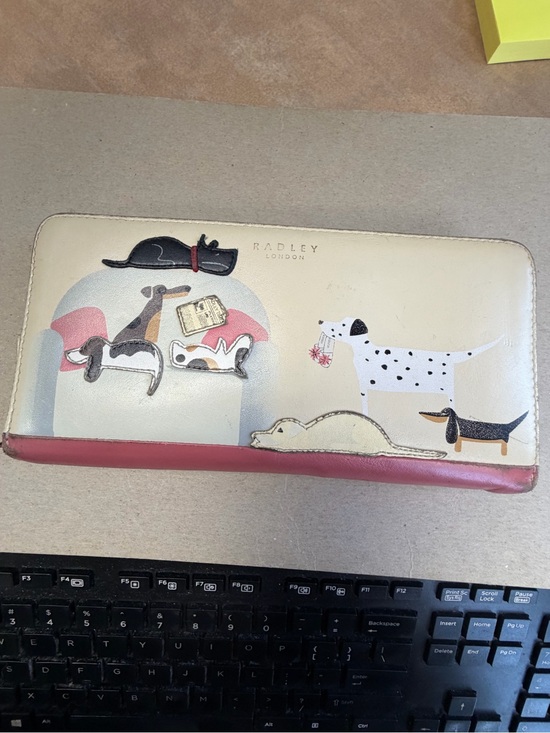 RADLEY LONDON Handbags - Radley London Dog Appliqué Zip Wallet in Cream & Pink